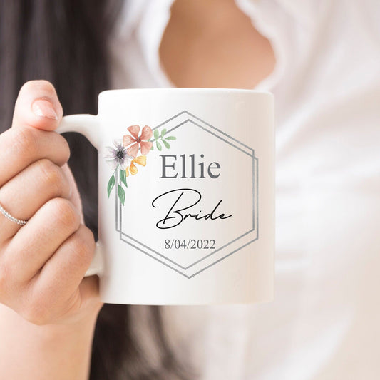Personalised bride mug, gift for bride to be, wedding gift, gift for bride, floral bride design, bride mug, bride gift idea, bridal shower